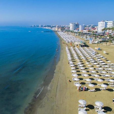 By The Way Apartment Larnaca Exterior foto