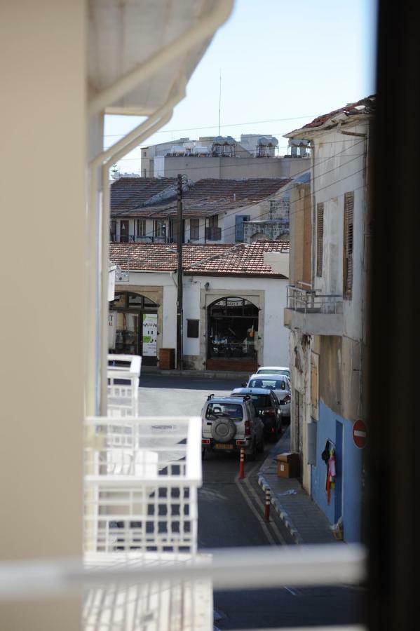 By The Way Apartment Larnaca Exterior foto